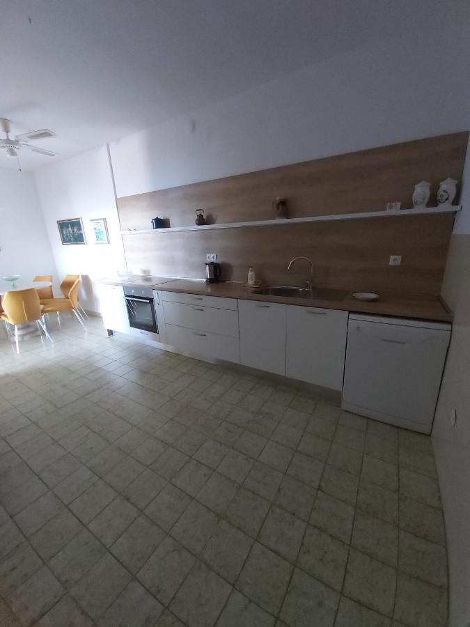 Apartments By The Sea Stanici, Omis - 1031 Tice Εξωτερικό φωτογραφία