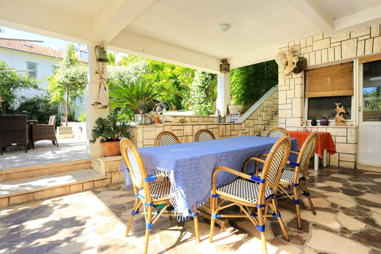 Apartments By The Sea Stanici, Omis - 1031 Tice Εξωτερικό φωτογραφία